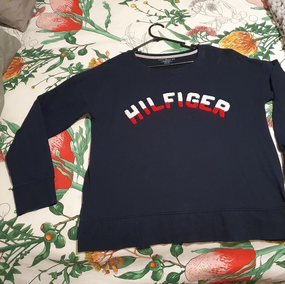 Tommy Hilfiger sweater size M - Picture 2 of 3